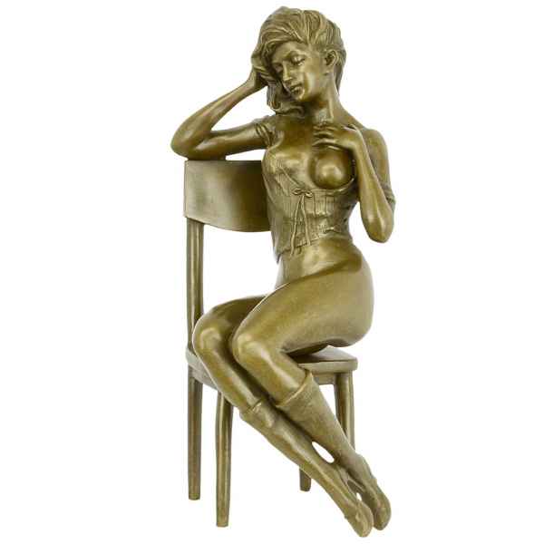 Bronzeskulptur Frau auf Stuhl Erotik Akt Bronze Skulptur Figur Antik-Stil 23cm