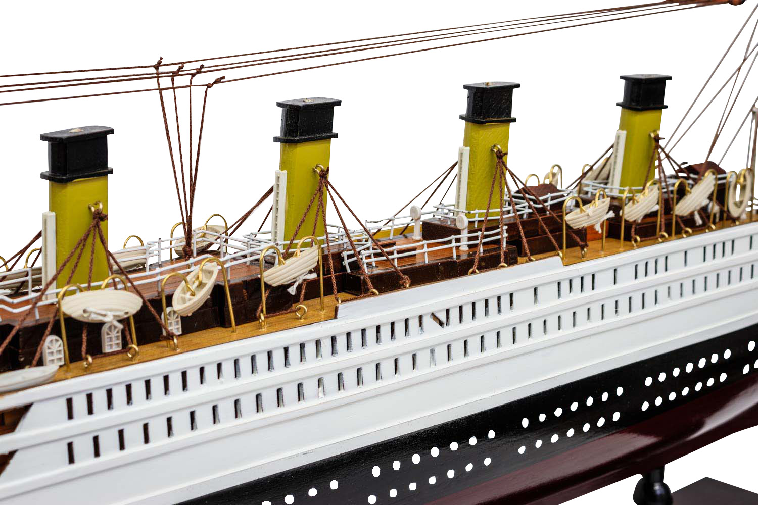 Titanic Schiffsmodell perfekt für die maritime Dekoration 