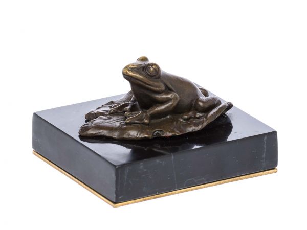 Bronzeskulptur Frosch auf einer Seerose Skulptur Bronze sculpture frog